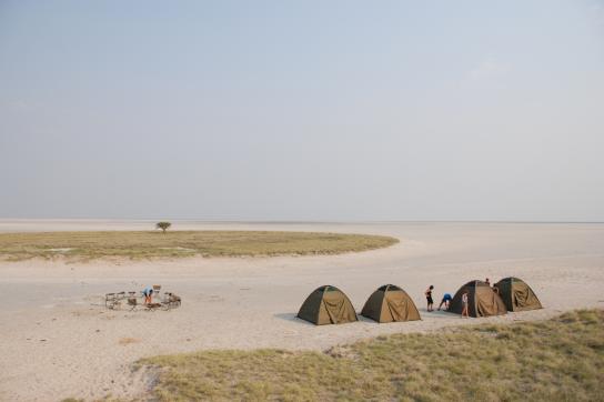 Camping Safari in den Makgadikgadi-Salzpfannen in Botswana mit Drifters Safaris
