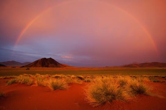 Namib Wüste Sonnenuntergang Panmorama von der Greenfire Desert Lodge aus