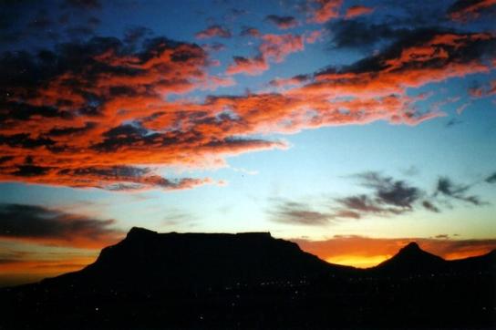 Sonnenaufgang über Kapstadt