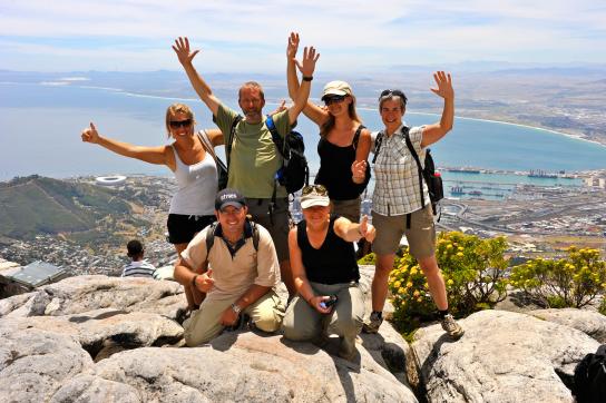 Zum Abschluss der Südafrika Reise eine gemeinsame Besteigung des Tafelbergs in Kapstadt mit der gesmaten Kleingruppe die mit auf Reise durch die Rainbow Nation war
